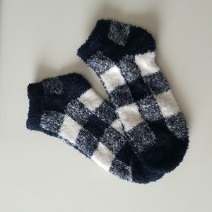 NWOT Fuzzy Navy Checkered Socks